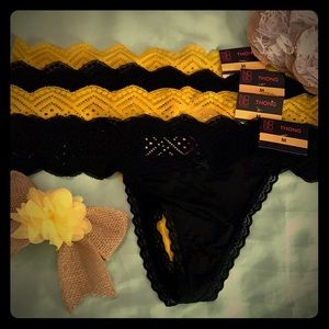 Set of 4 Thongs NWT